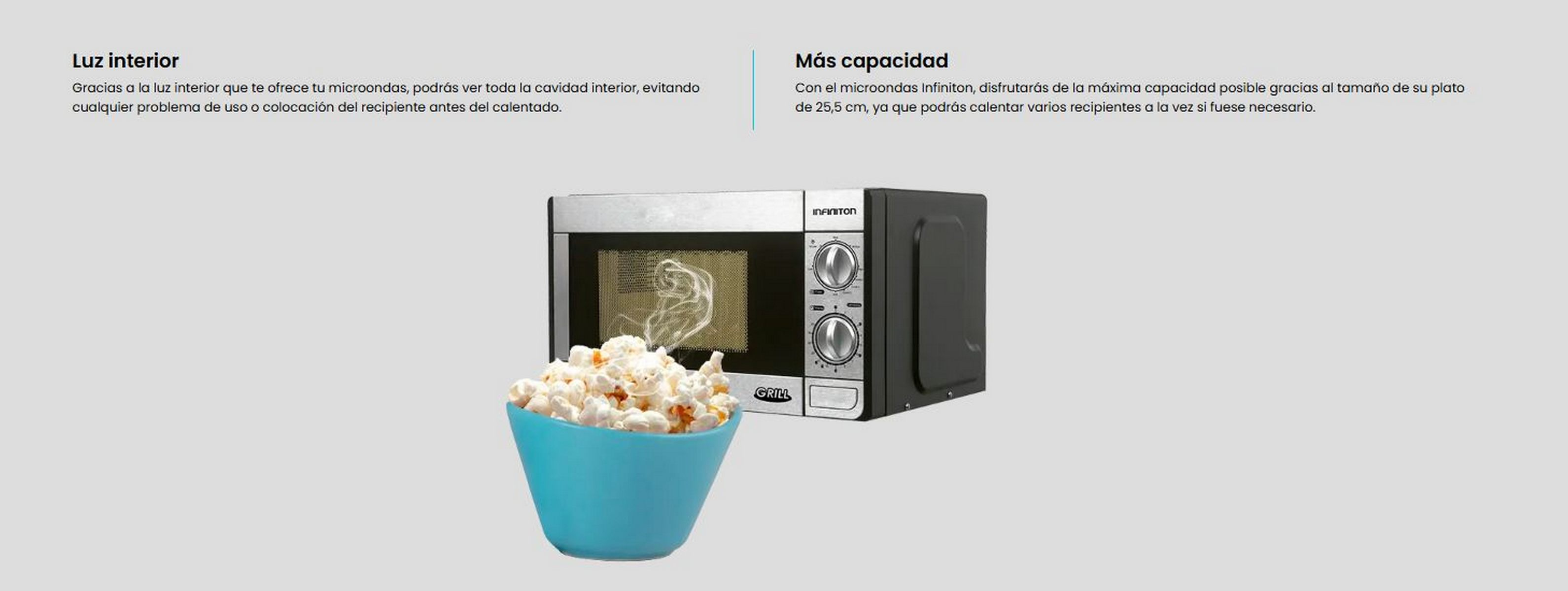 Un forno a microonde con una ciotola di popcorn, su uno sfondo chiaro.