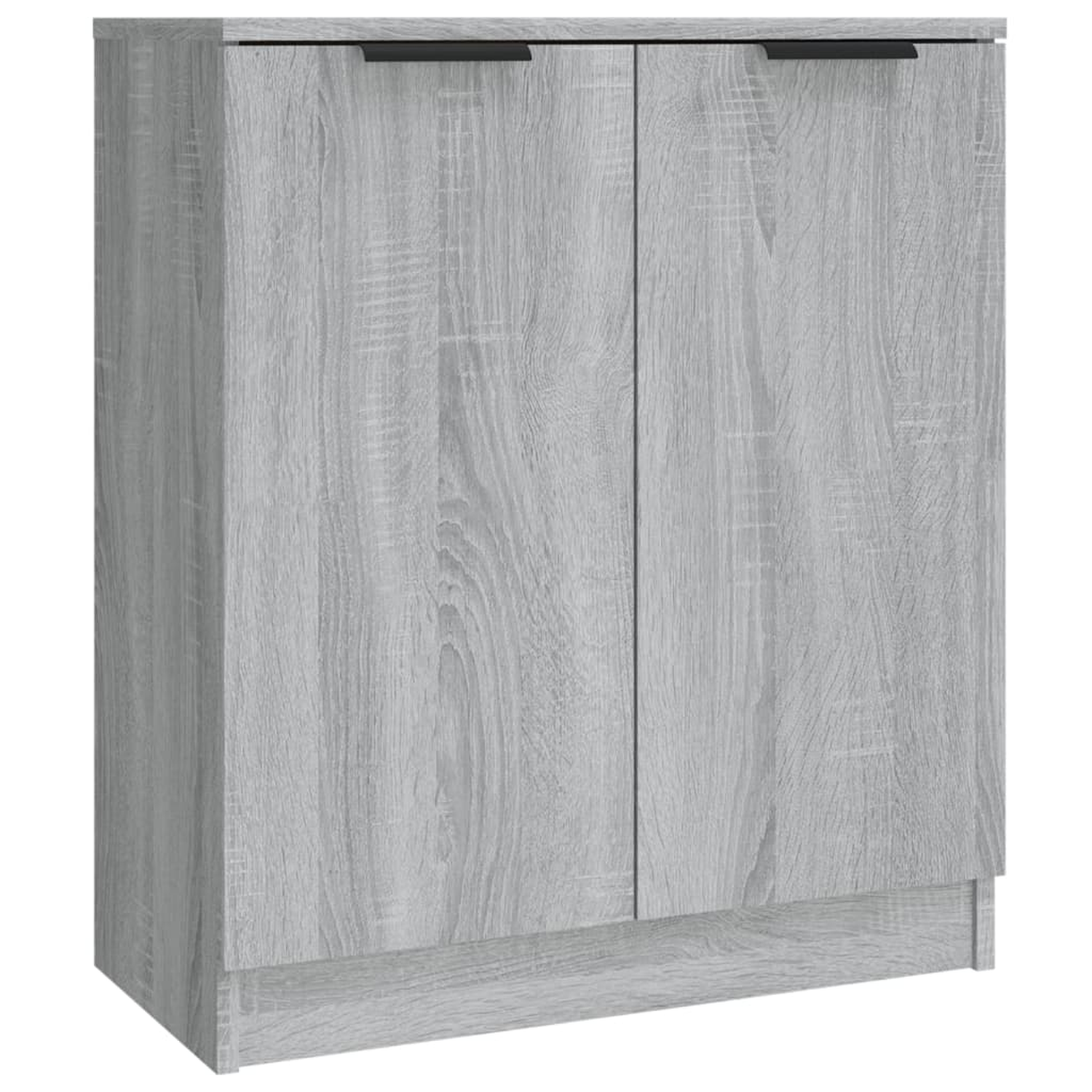 Ein hellgrauer Holzschrank mit zwei Türen und schwarzen Griffen. Er steht vor einem weißen Hintergrund.