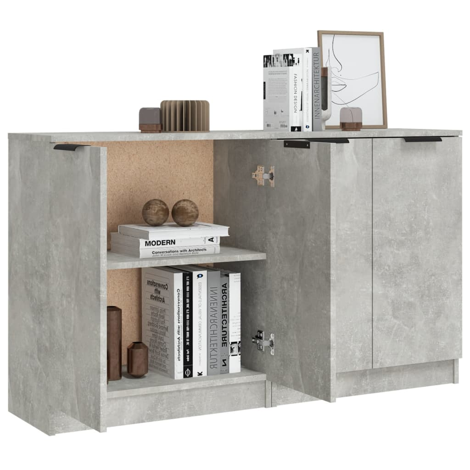 Grauer Schrank mit offenen Regalen, Büchern und geschlossenen Türen.