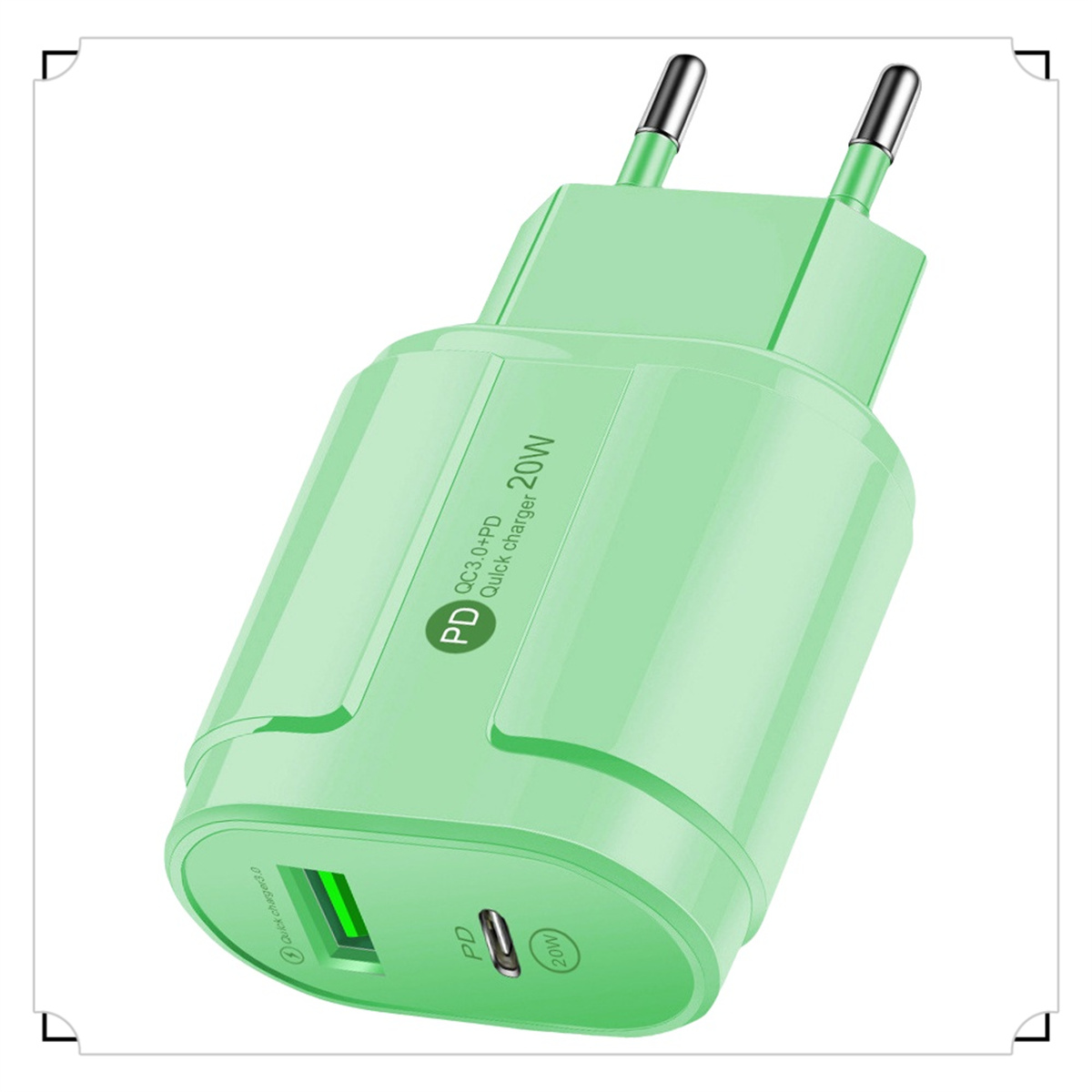 Grünes USB-Ladegerät mit USB-C-Anschluss und PD, gekennzeichnet mit '20W' und 'Quick charger'.