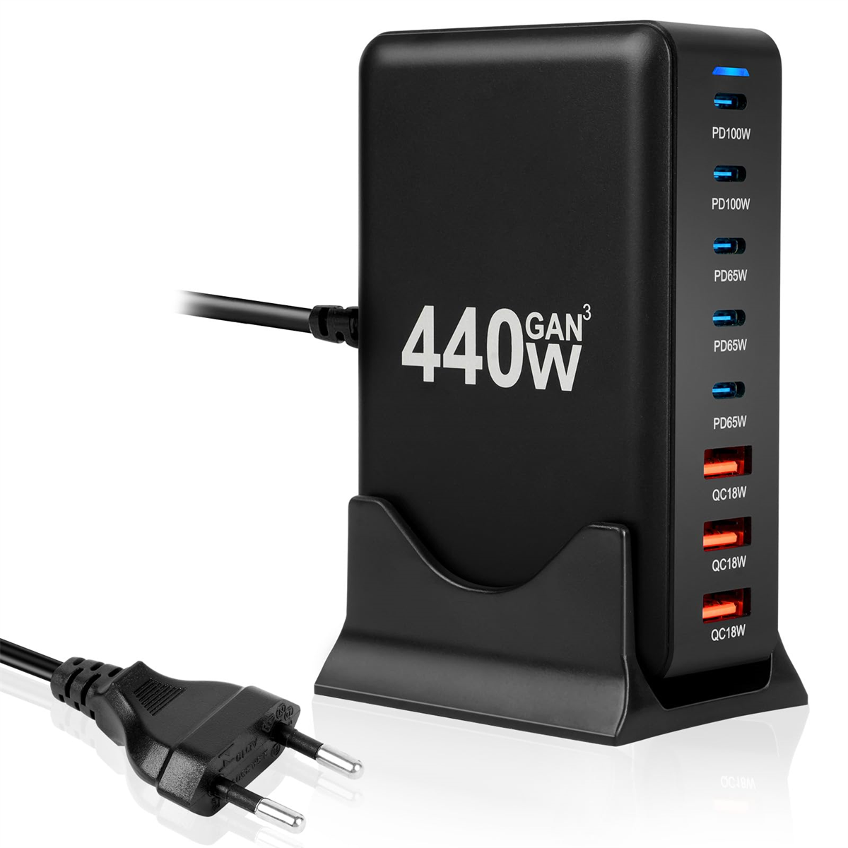Schwarzes Ladegerät mit mehreren Anschlüssen, beschriftet mit 440W und Netzstecker.