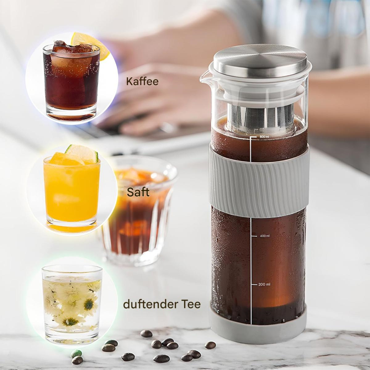 Ein Cold Brew Maker mit drei Getränken und Textbeschriftungen.