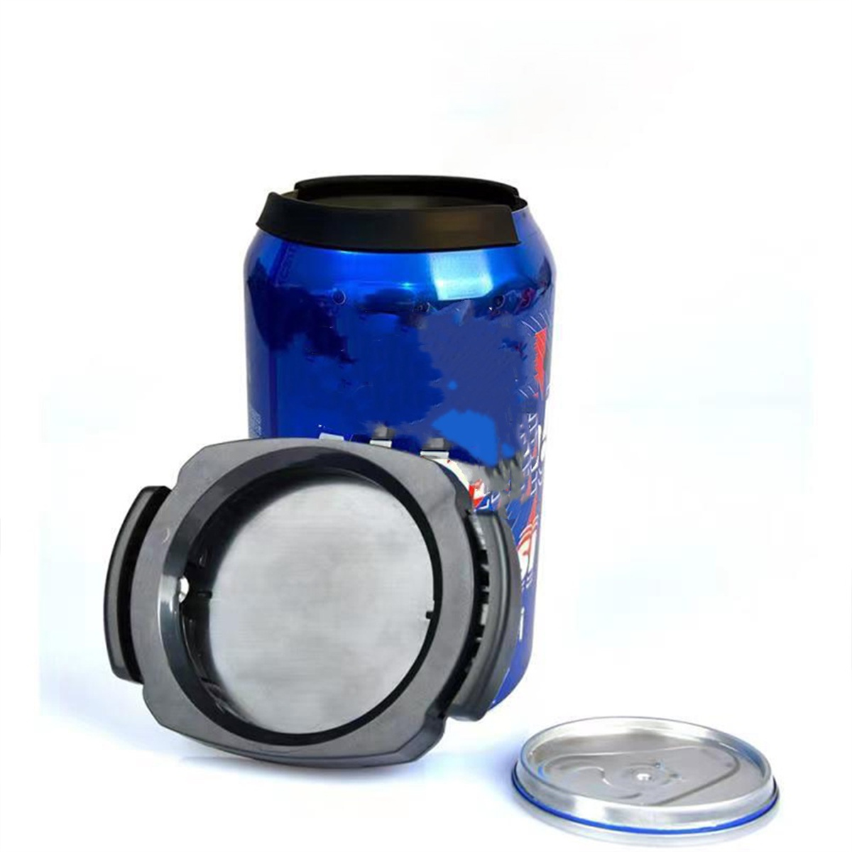 Blaue Dose mit schwarzem Deckel und abnehmbarem Deckel, weißer Hintergrund.