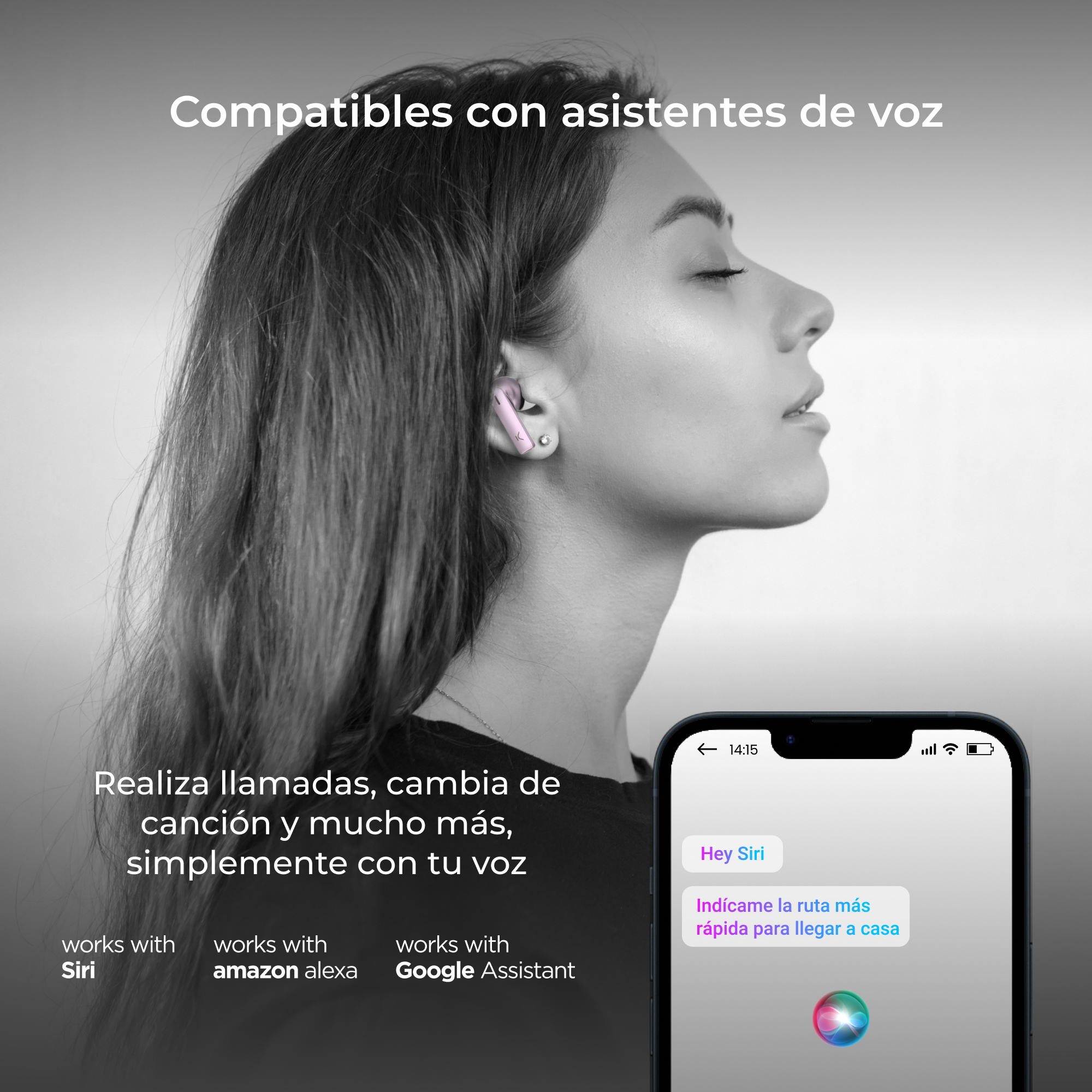 Una donna con auricolari rosa, un telefono mostra la risposta di un assistente vocale.
