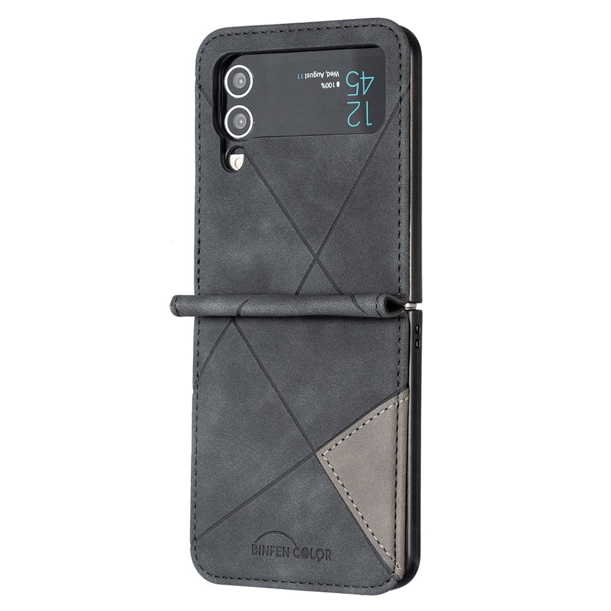Eine graue Handyhülle mit geometrischem Design, offen, mit Uhr auf dem Handy.