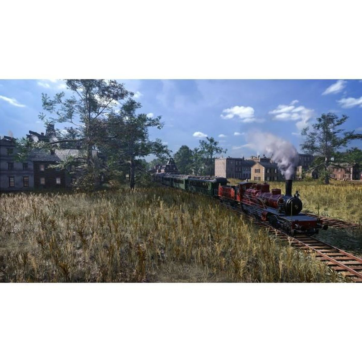 Un treno d'epoca sta viaggiando attraverso un campo vicino agli edifici. Il fumo esce dal motore.