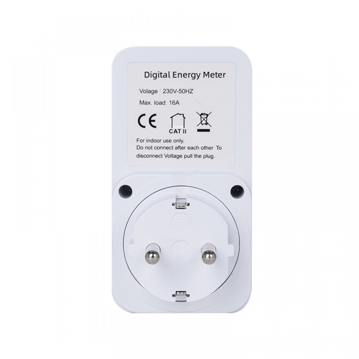 Ein weißer digitaler Energiezähler mit Stecker und Steckdose. Informationen sind auf der Vorderseite aufgedruckt.