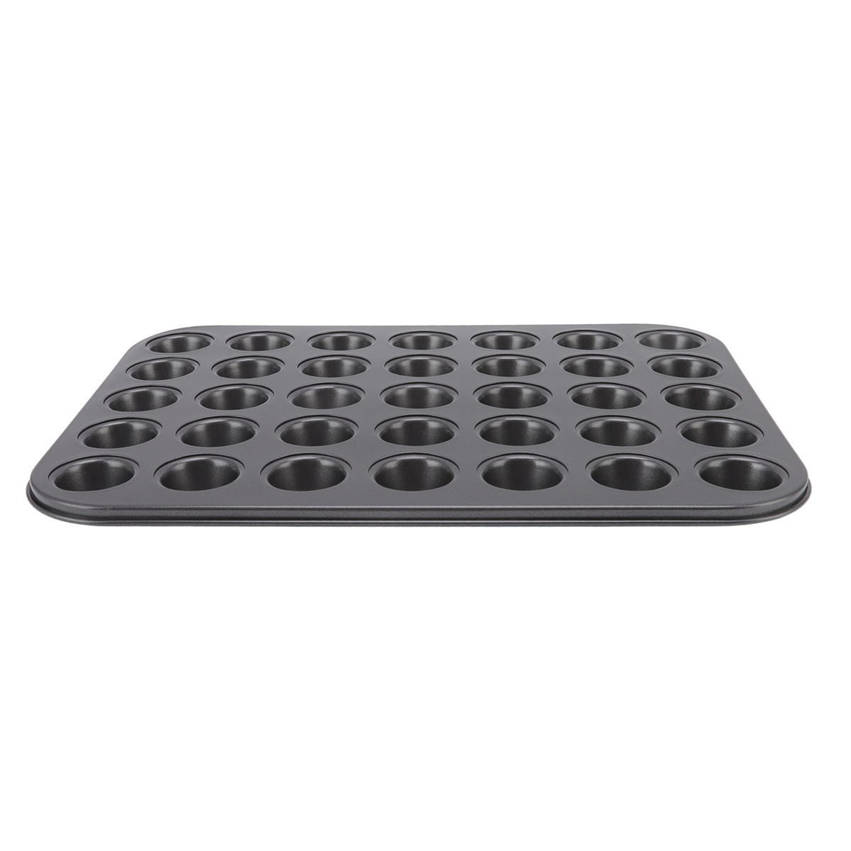 Schwarze, rechteckige Muffinform mit mehreren kreisförmigen Formen, von unten gesehen.