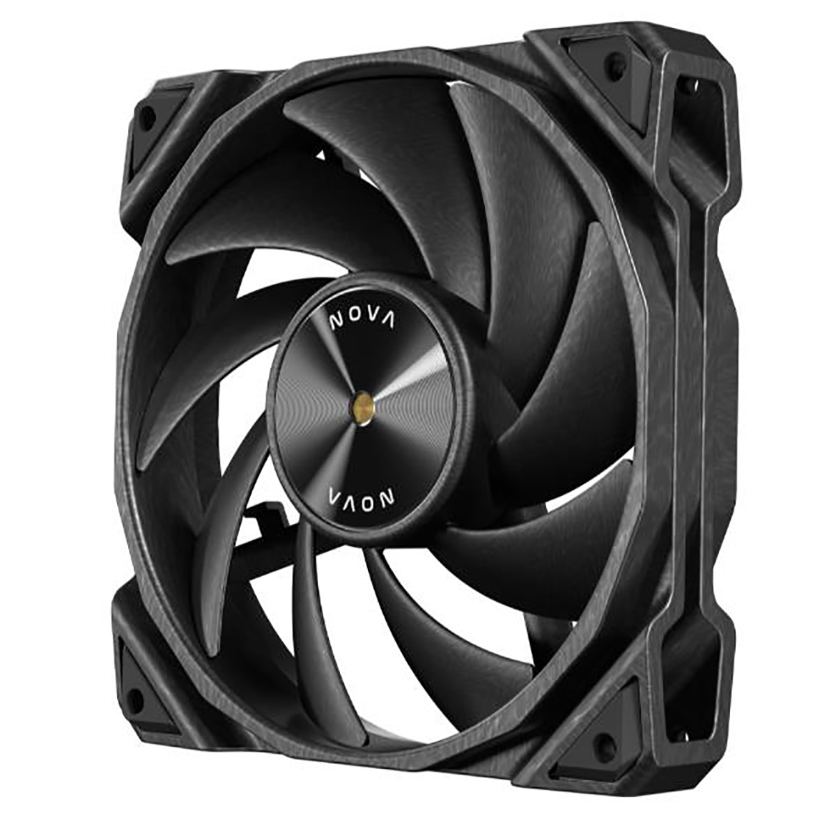 Un ventilador de computadora negro con aspas curvas. El centro tiene un disco negro con 'NOVA' escrito. El ventilador es cuadrado.