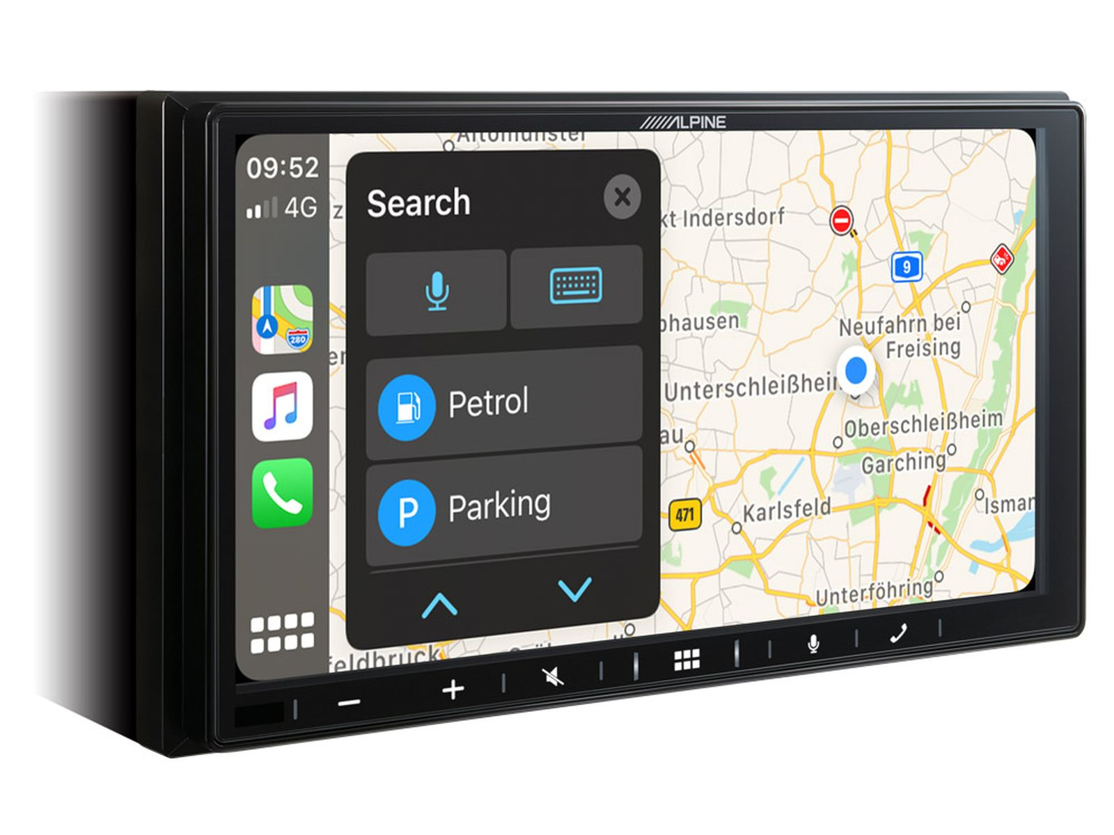 Auto-Infotainment-Bildschirm mit Karte und Suchoptionen: Mikrofon, Tastatur, Benzin und Parken.