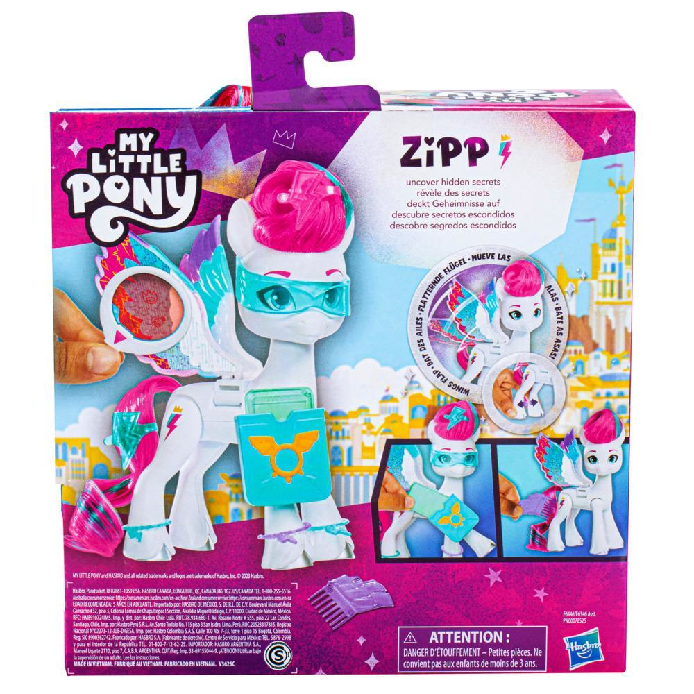 Una caja de juguetes My Little Pony con una figura de pony, alas y texto en varios idiomas.