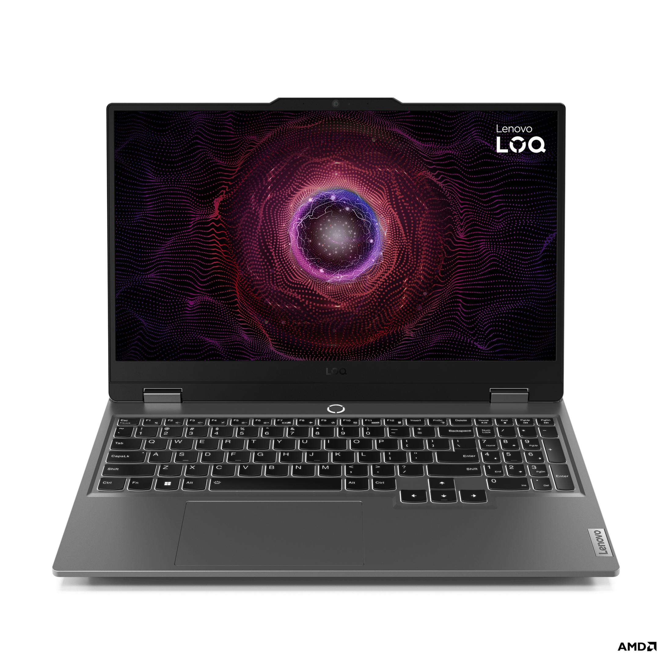 Grauer Laptop mit beleuchtetem Bildschirm, Tastatur und Lenovo-Logo. Der Hintergrund ist weiß.