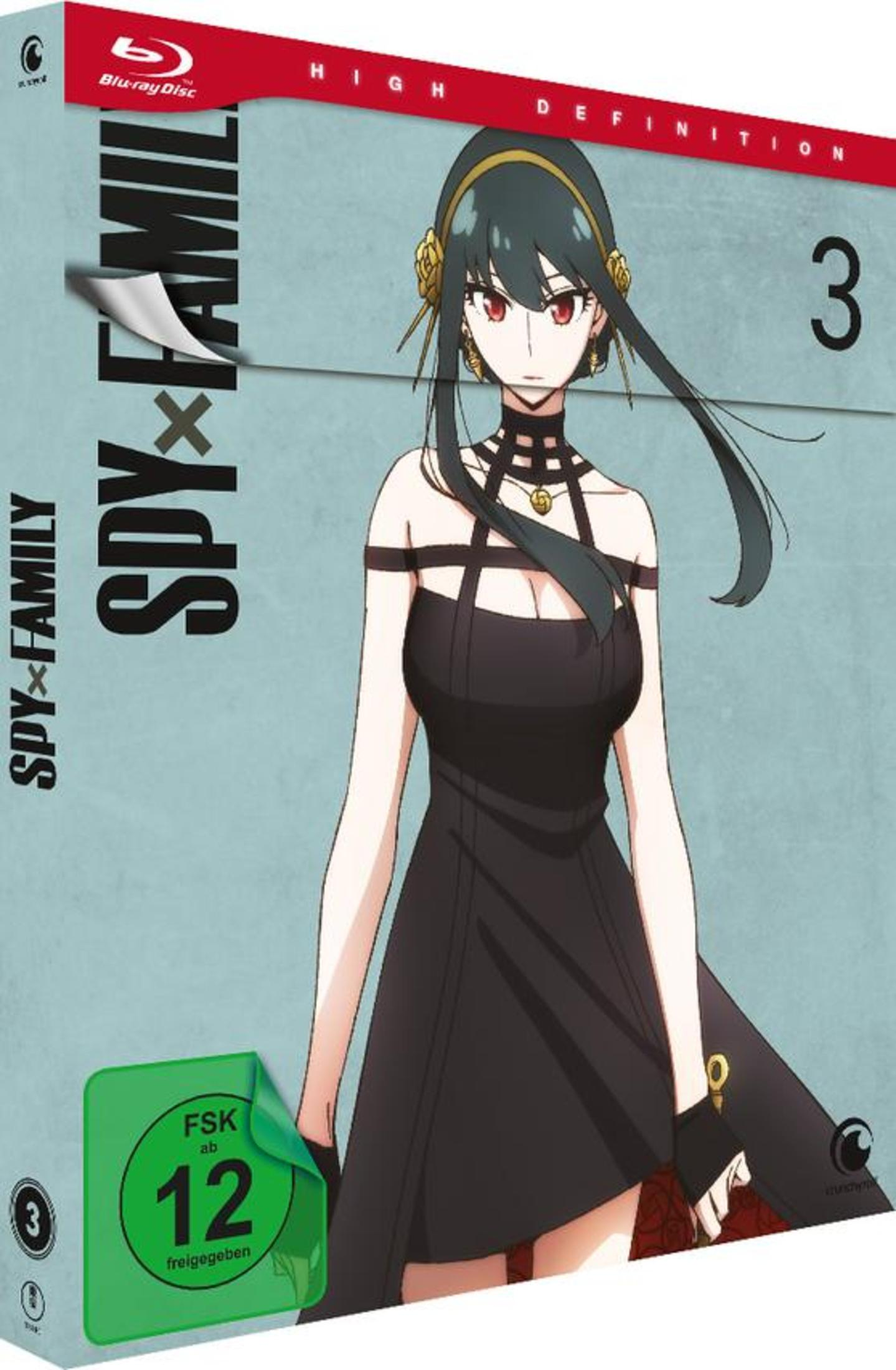 Couverture Blu-ray anime : Yor Forger en robe noire avec logo "Spy x Family".