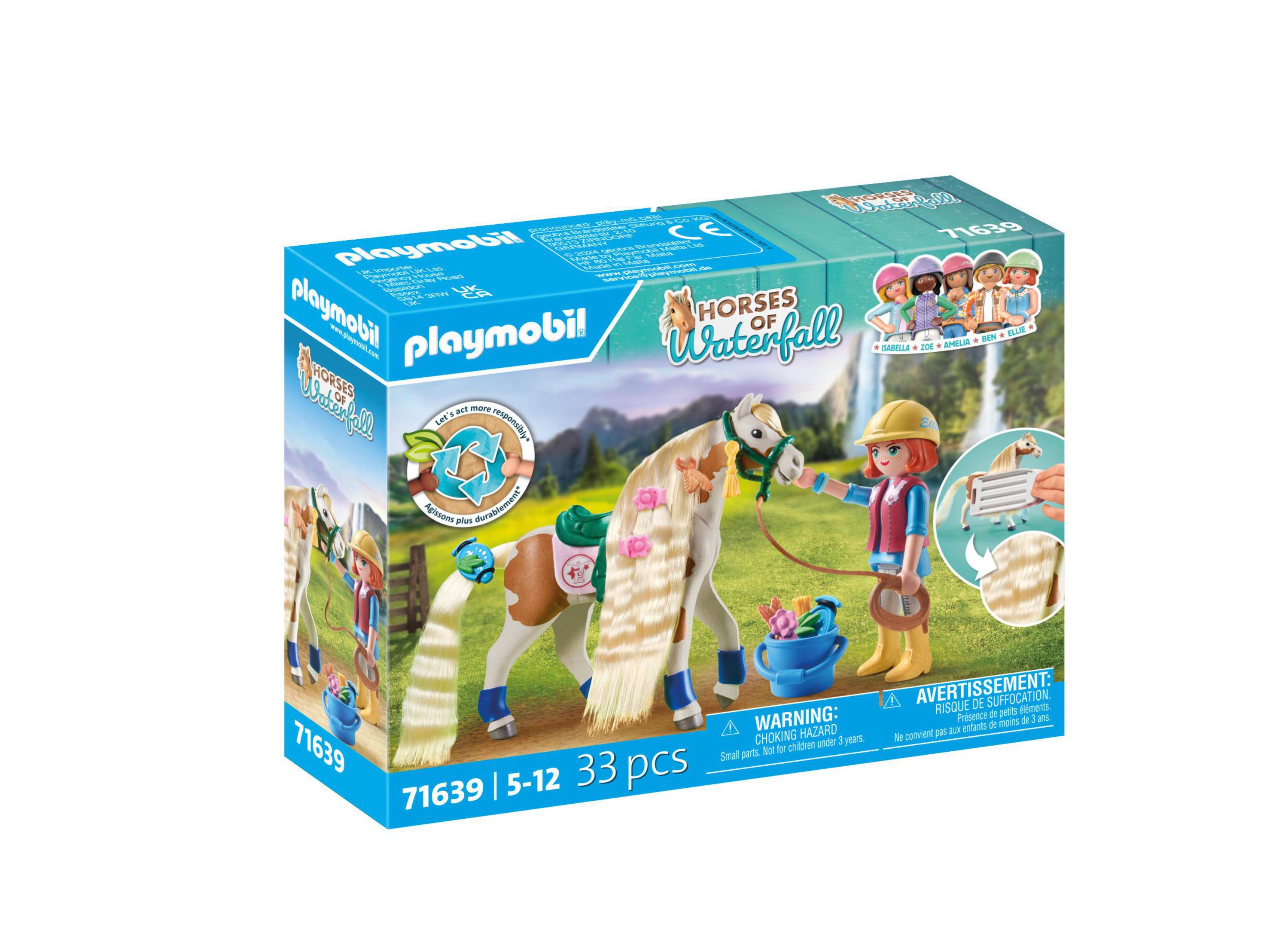 Un set di giocattoli Playmobil che mostra un cavallo e una ragazza con accessori. La scatola ha vari dettagli.
