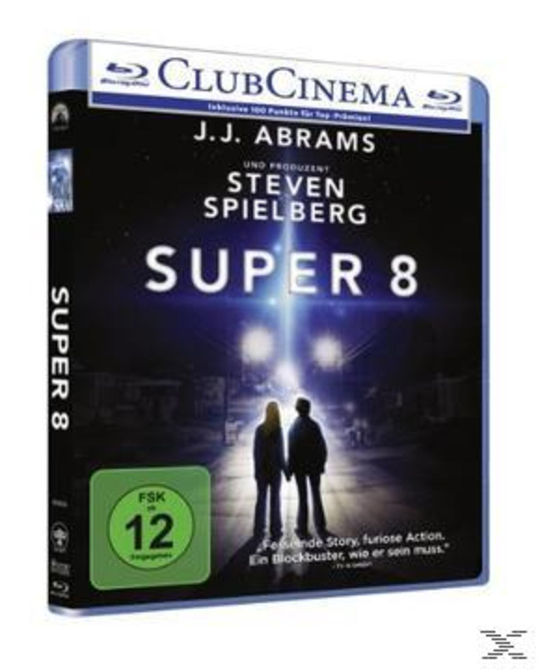 DVD-Cover für 'Super 8'. Zwei Personen stehen unter hellem Licht. Großer Titel. Namen: J.J. Abrams, Steven Spielberg.