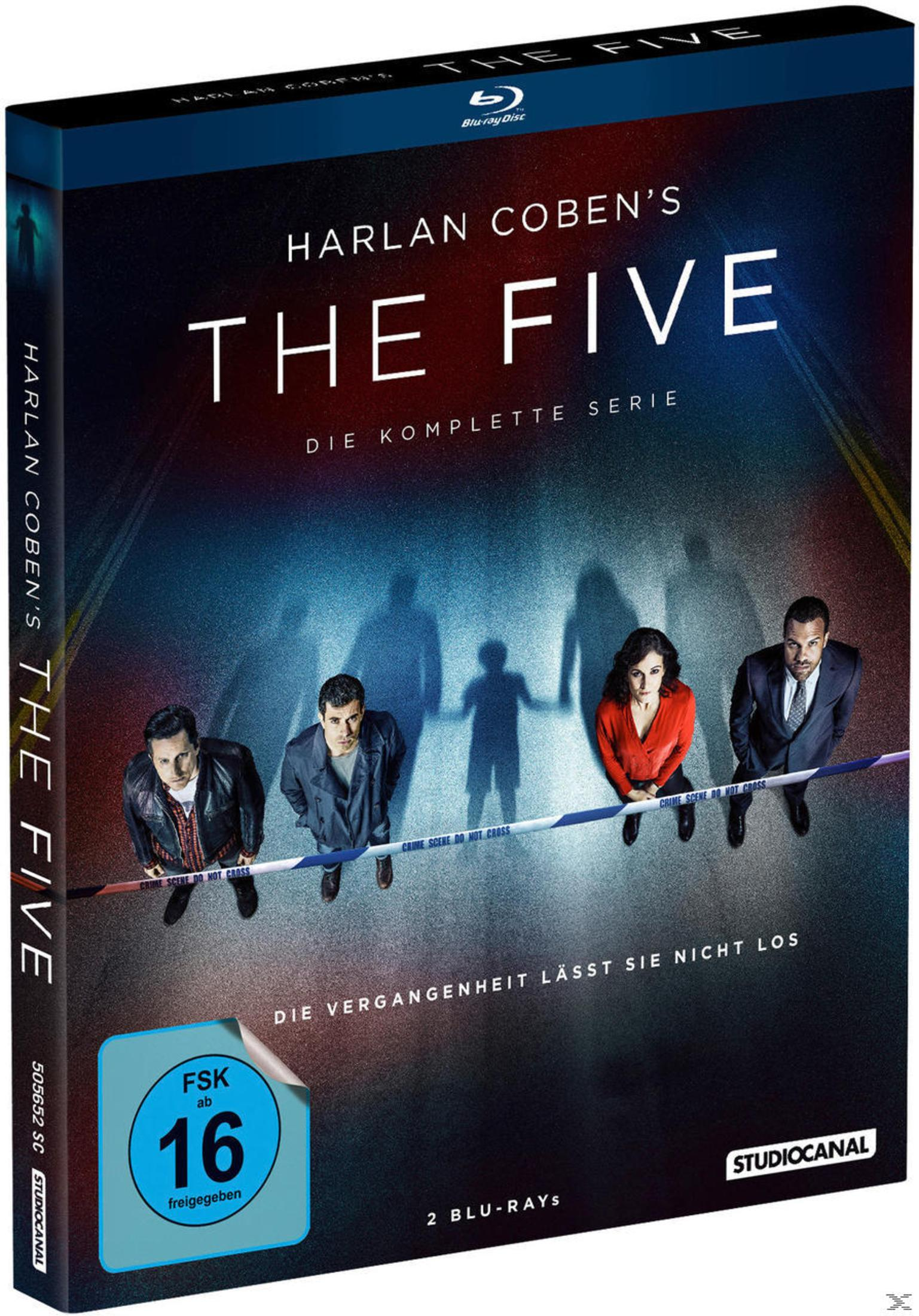 Couverture Blu-ray: 4 personnes derrière le ruban de scène de crime, titre 'The Five'.