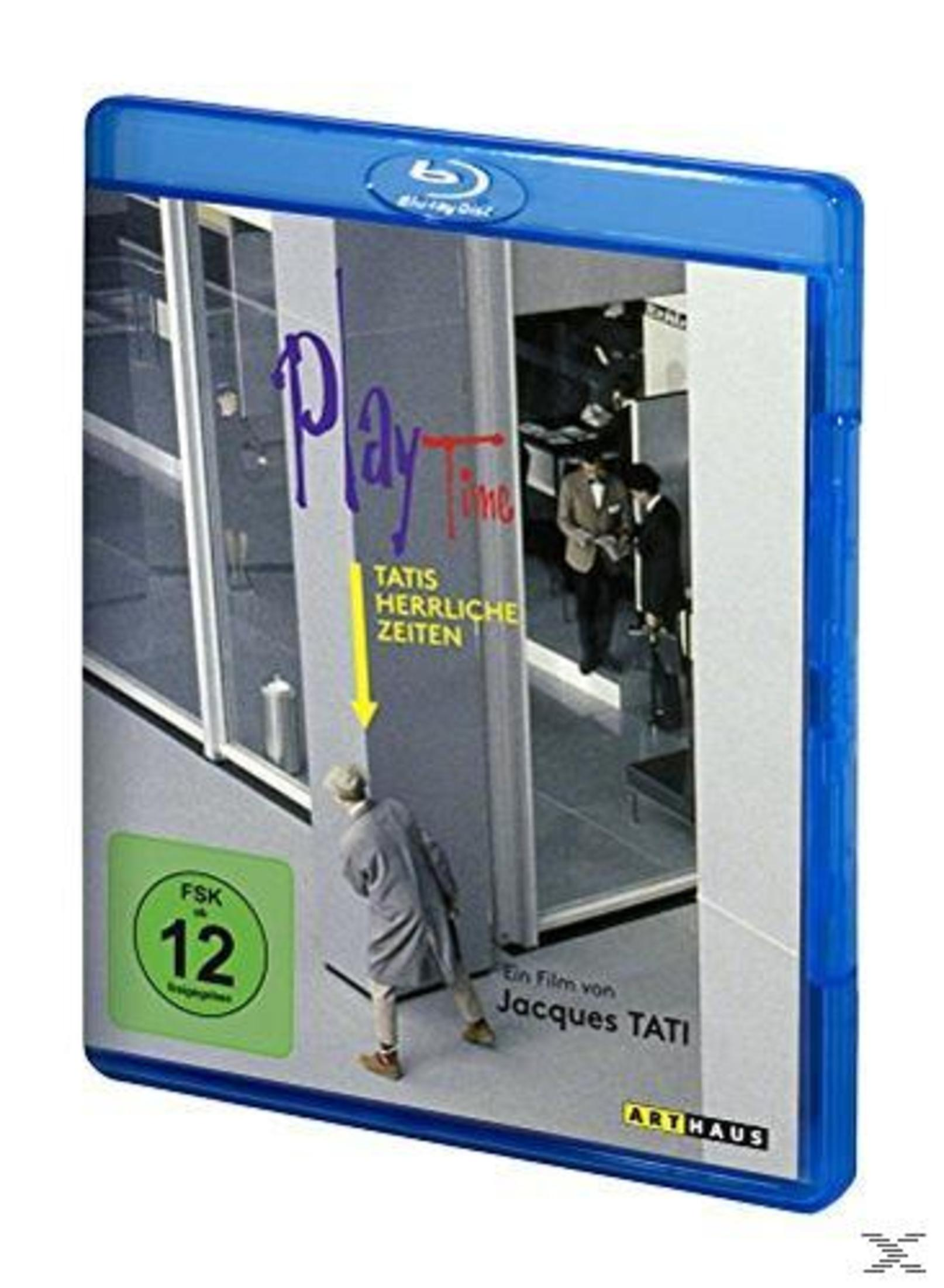 Boîtier Blu-ray Playtime, classification FSK 12, deux hommes en arrière-plan.