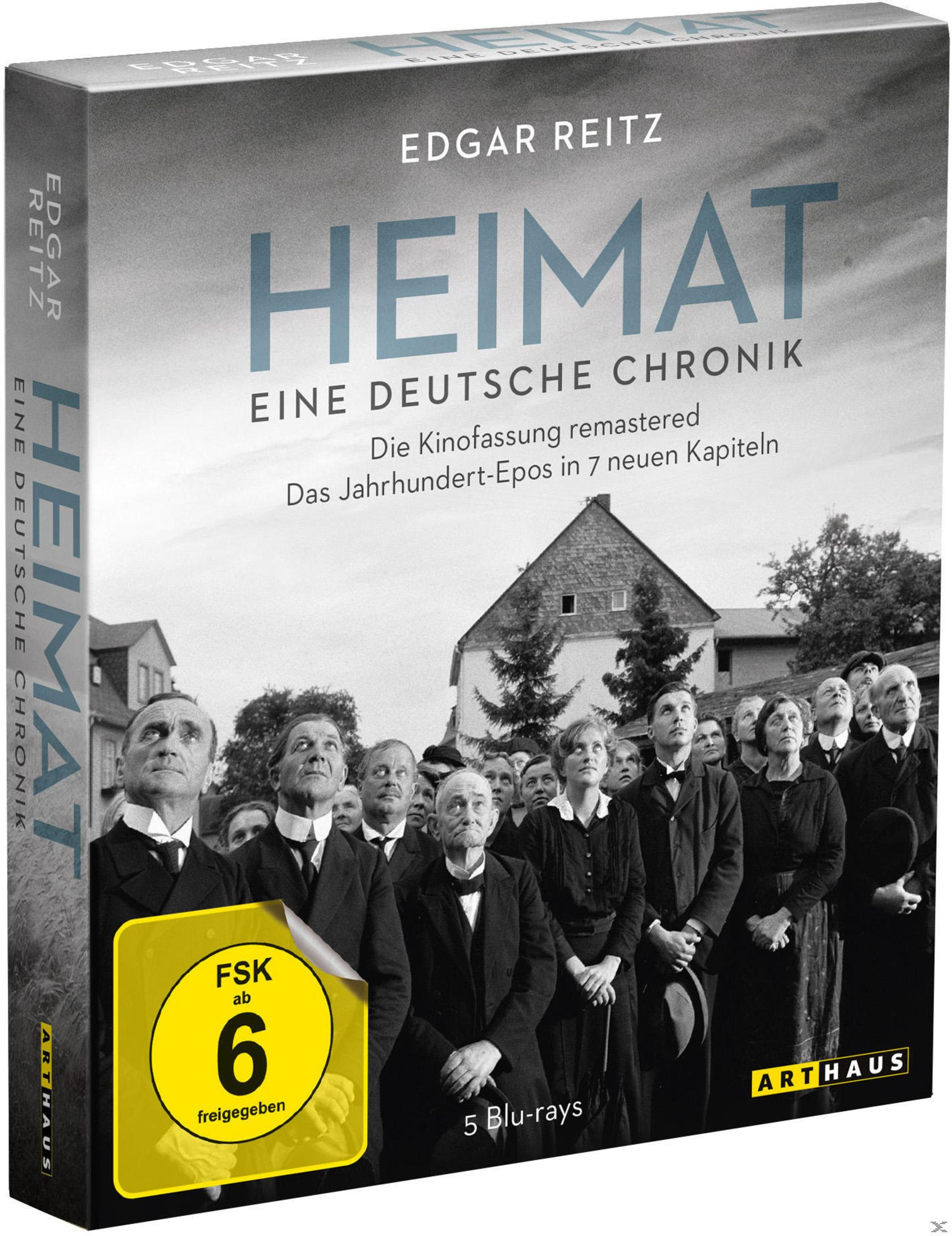 Couverture de coffret Blu-ray montrant des personnes regardant en l'air. Titre: Heimat.