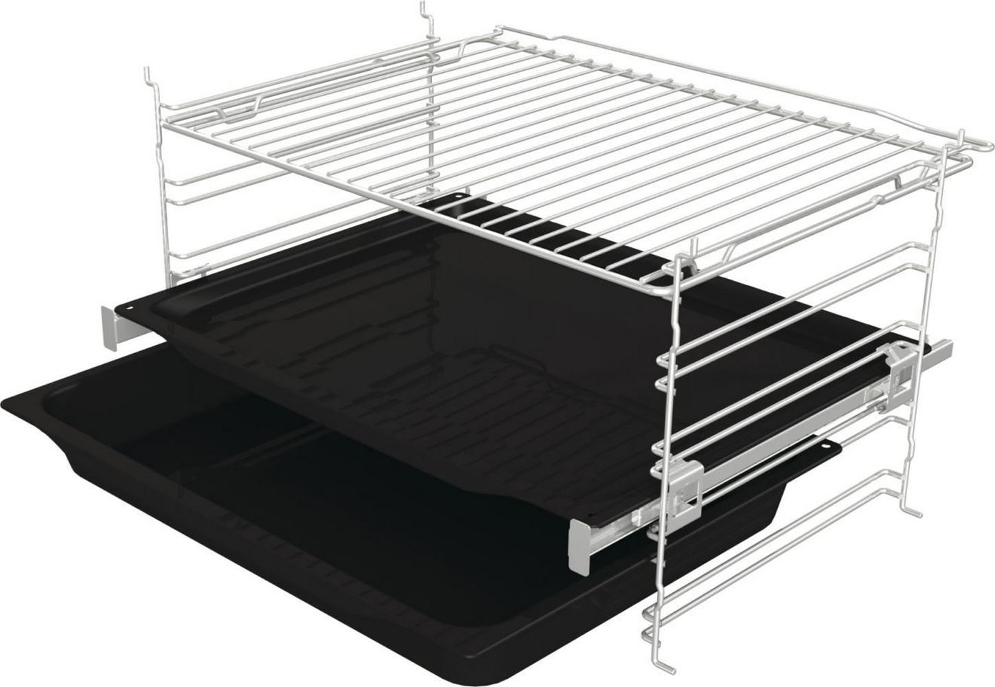Interno forno con griglie e vassoi. Griglie metalliche bianche e vassoi neri. Lo sfondo è bianco.