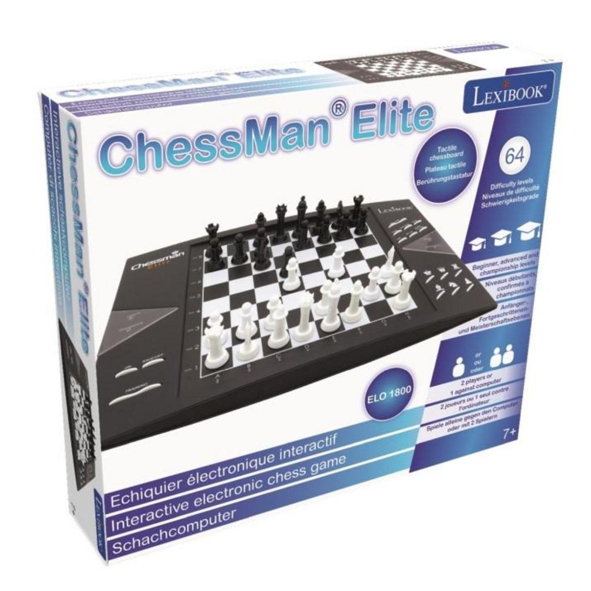 Caja ChessMan Elite mostrando juego de ajedrez. Piezas de ajedrez en tablero a cuadros.