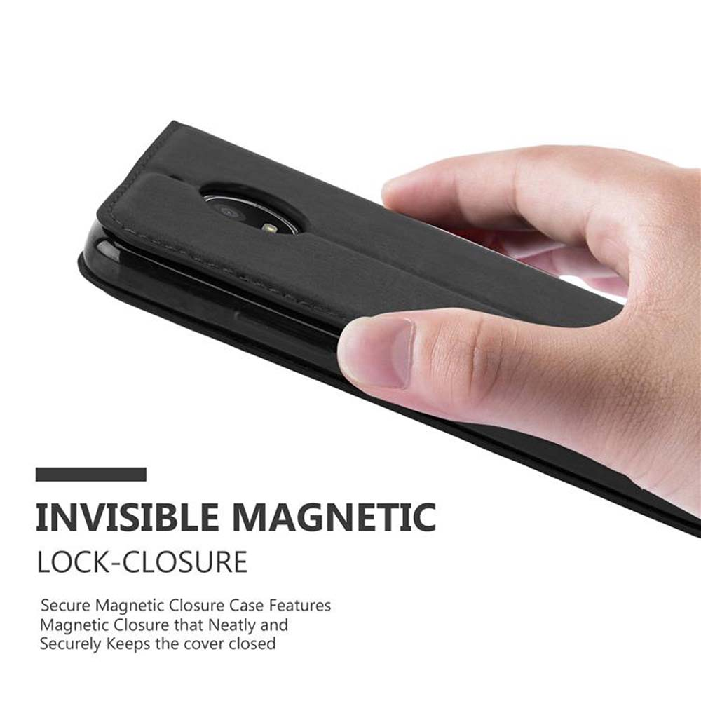 Schwarze Handyhülle. Hand hält die Hülle. Text: INVISIBLE MAGNETIC LOCK-CLOSURE.