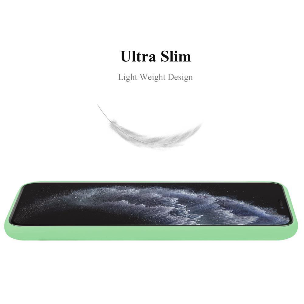 Una custodia verde per telefono con la scritta 'Ultra Slim' e una piuma su sfondo bianco.