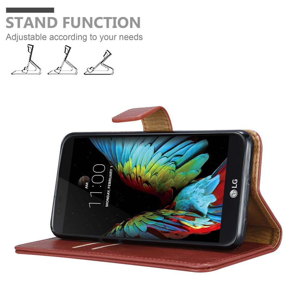 Braune Handyhülle mit Ständerfunktion. Das Telefondisplay zeigt ein farbenfrohes Bild und die Uhrzeit. Braune Hülle.