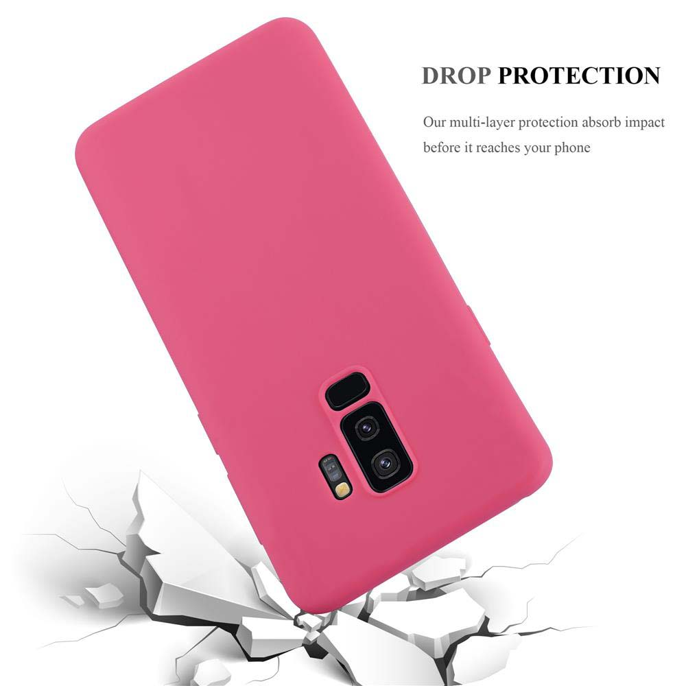 Custodia per telefono rosa con telefono. La custodia è a terra, incrinata. Testo: PROTEZIONE CADUTE.