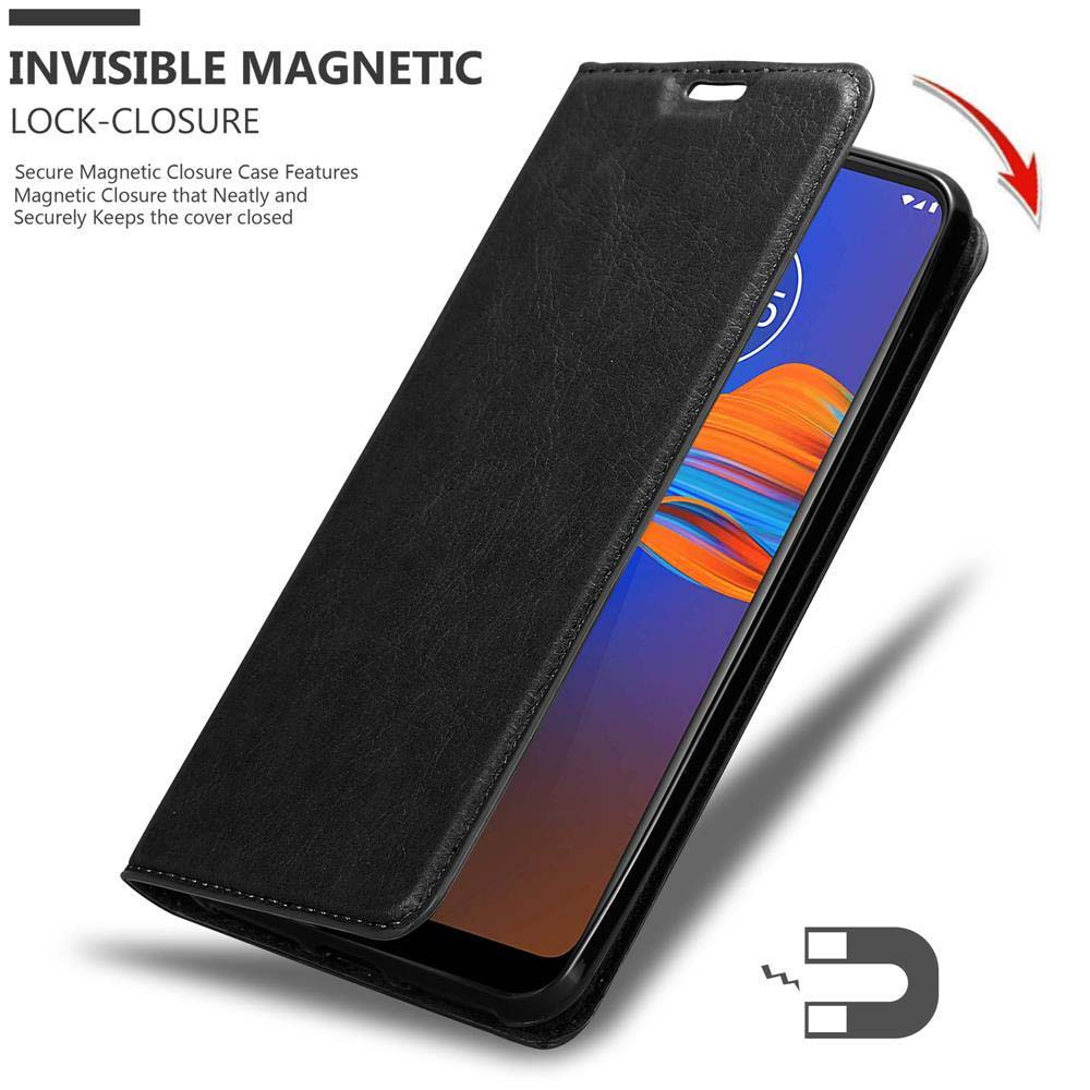 Eine Handyhülle ist geöffnet und gibt ein Handy frei. Die Hülle ist schwarz und hat einen Magnetverschluss.