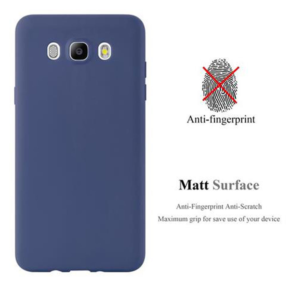 Custodia blu per telefono con fori per fotocamera. Il testo indica anti-impronta e superficie opaca.
