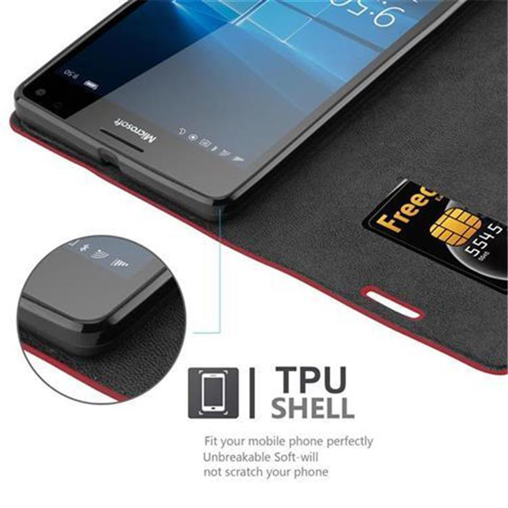 Teléfono negro en una funda con ribete rojo, tarjeta visible. Texto en la imagen: TPU SHELL.