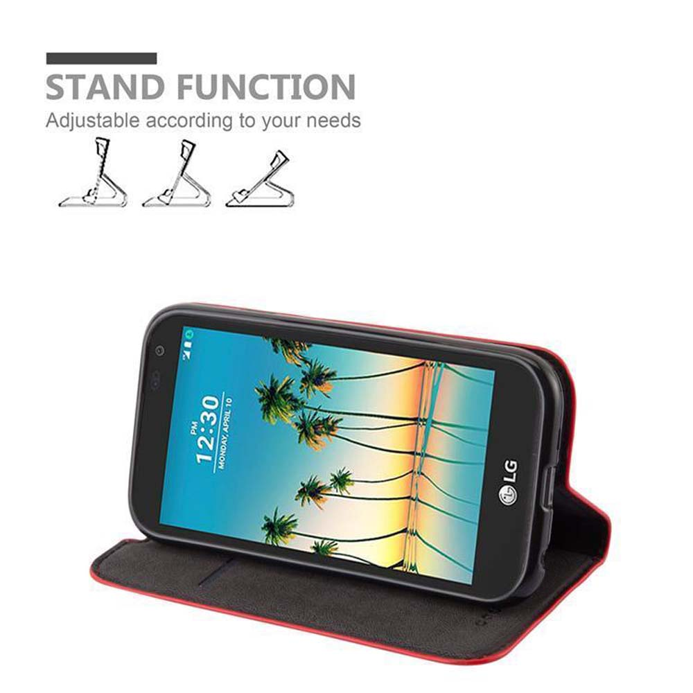 Teléfono en una funda con borde rojo, abierto, mostrando la hora. La funda también actúa como soporte.