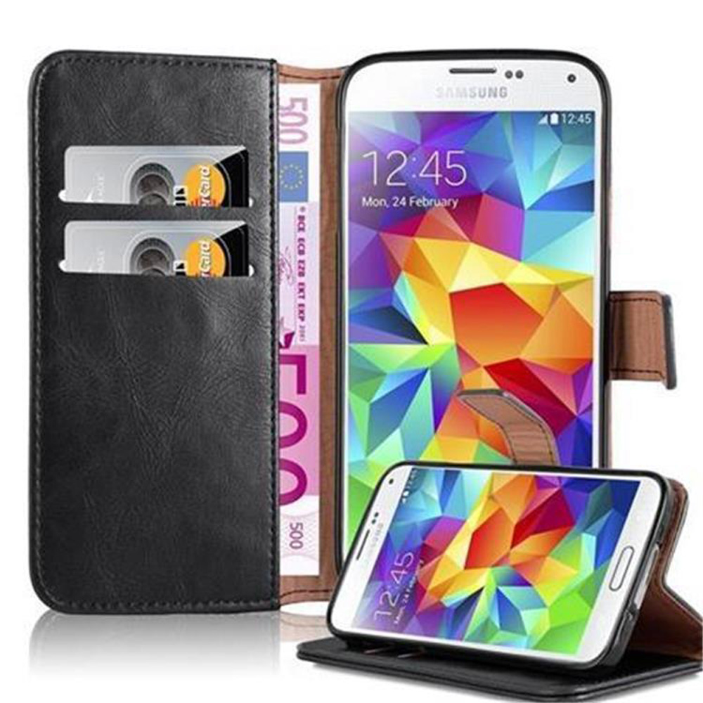 Una funda de teléfono de cuero negro con un teléfono dentro. La funda está abierta, mostrando tarjetas y dinero.