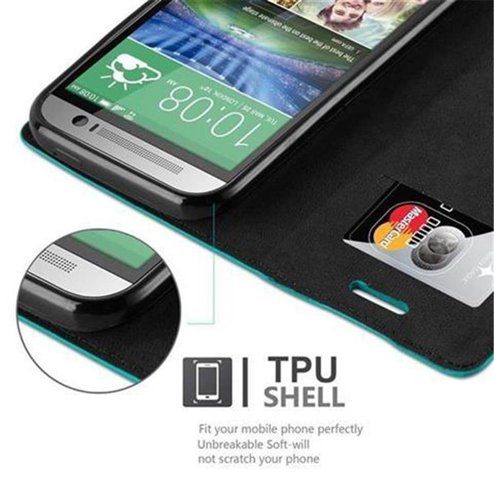 Teléfono en funda con tarjeta de crédito dentro. Muestra detalles del teléfono con vista de cerca.