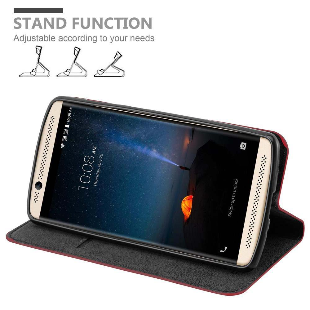 Ein Telefon in einer schwarzen Hülle, geöffnet. Die Hülle ist aufgestellt und zeigt den Bildschirm.