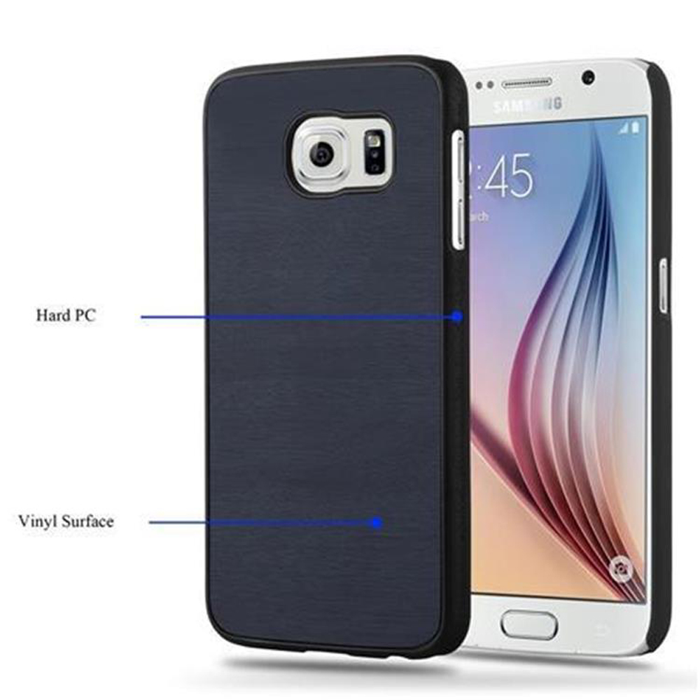 Custodia blu navy con retro in PC rigido, superficie in vinile e smartphone bianco.