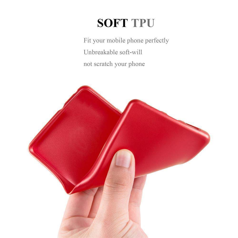 Custodia rossa per telefono, piegata in mano. Testo: TPU morbido, si adatta perfettamente al tuo cellulare.