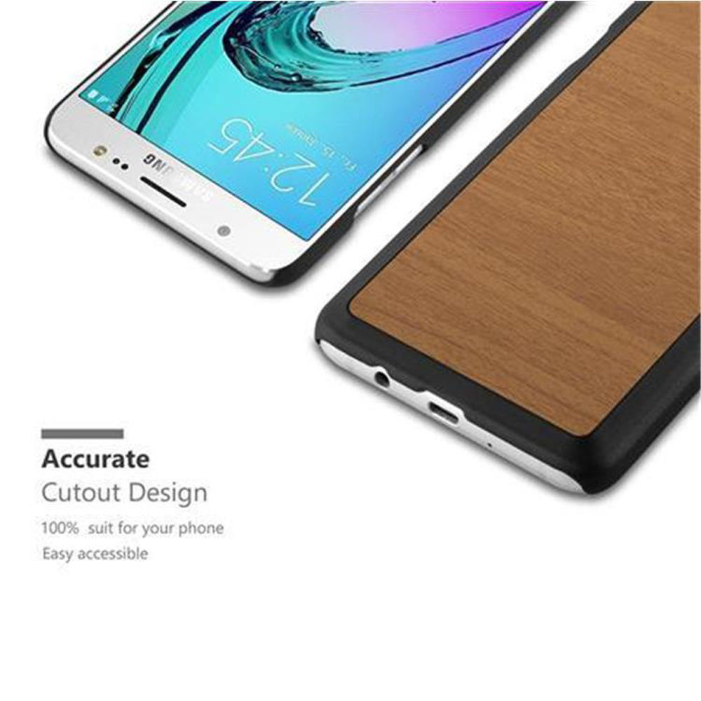 Telefono e custodia. Il telefono mostra un'interfaccia. La custodia è marrone, con venature del legno.
