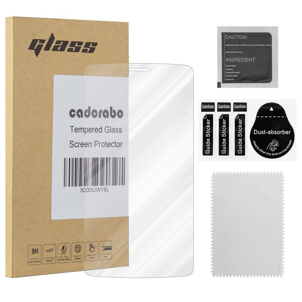 Protector de pantalla de vidrio templado con paño de limpieza y pegatinas sobre superficie blanca.