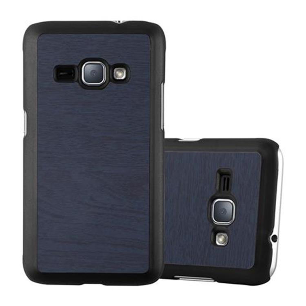 Due telefoni in custodie. Uno con design blu/nero, l'altro in custodia.