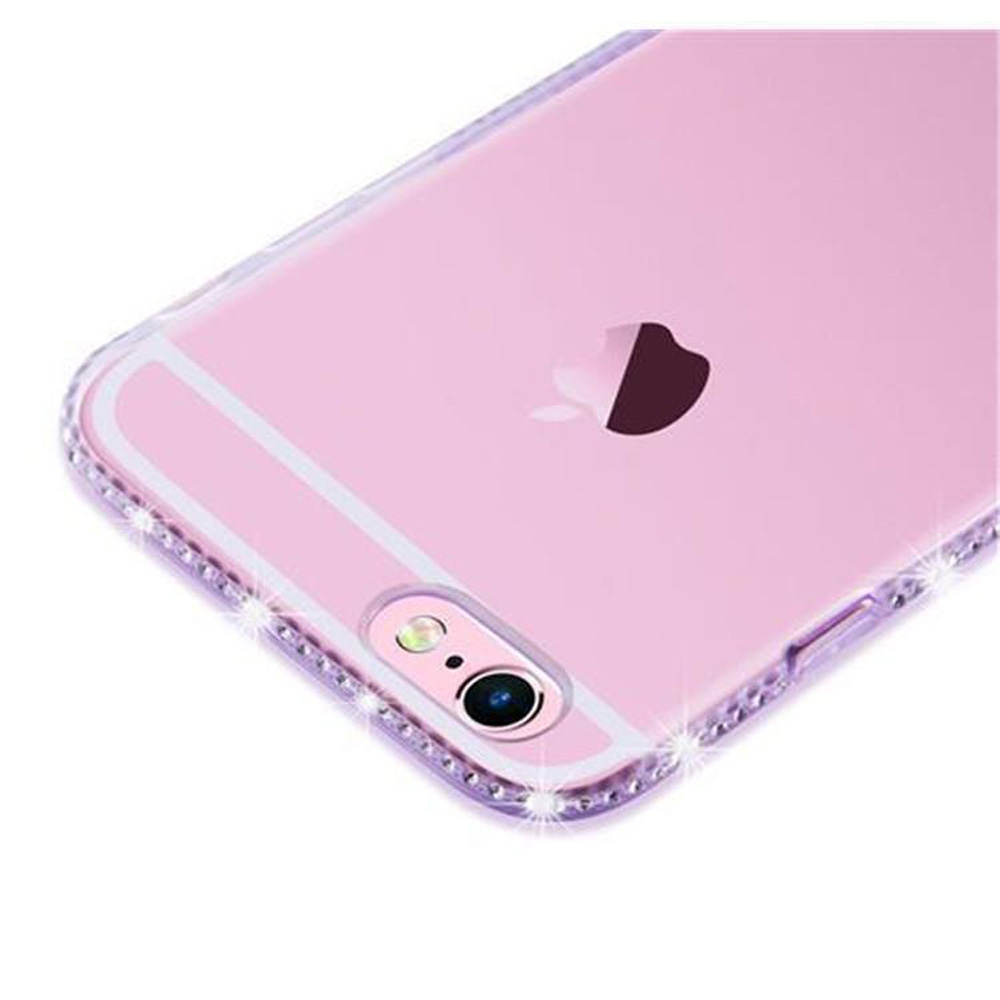 Rosafarbenes Telefon mit durchsichtiger Hülle mit Diamanten am Rand.