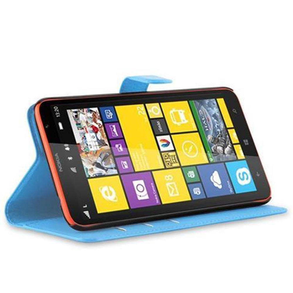 Uno smartphone nero in una custodia blu è aperto, mostrando un'interfaccia colorata. La custodia ha un supporto blu.