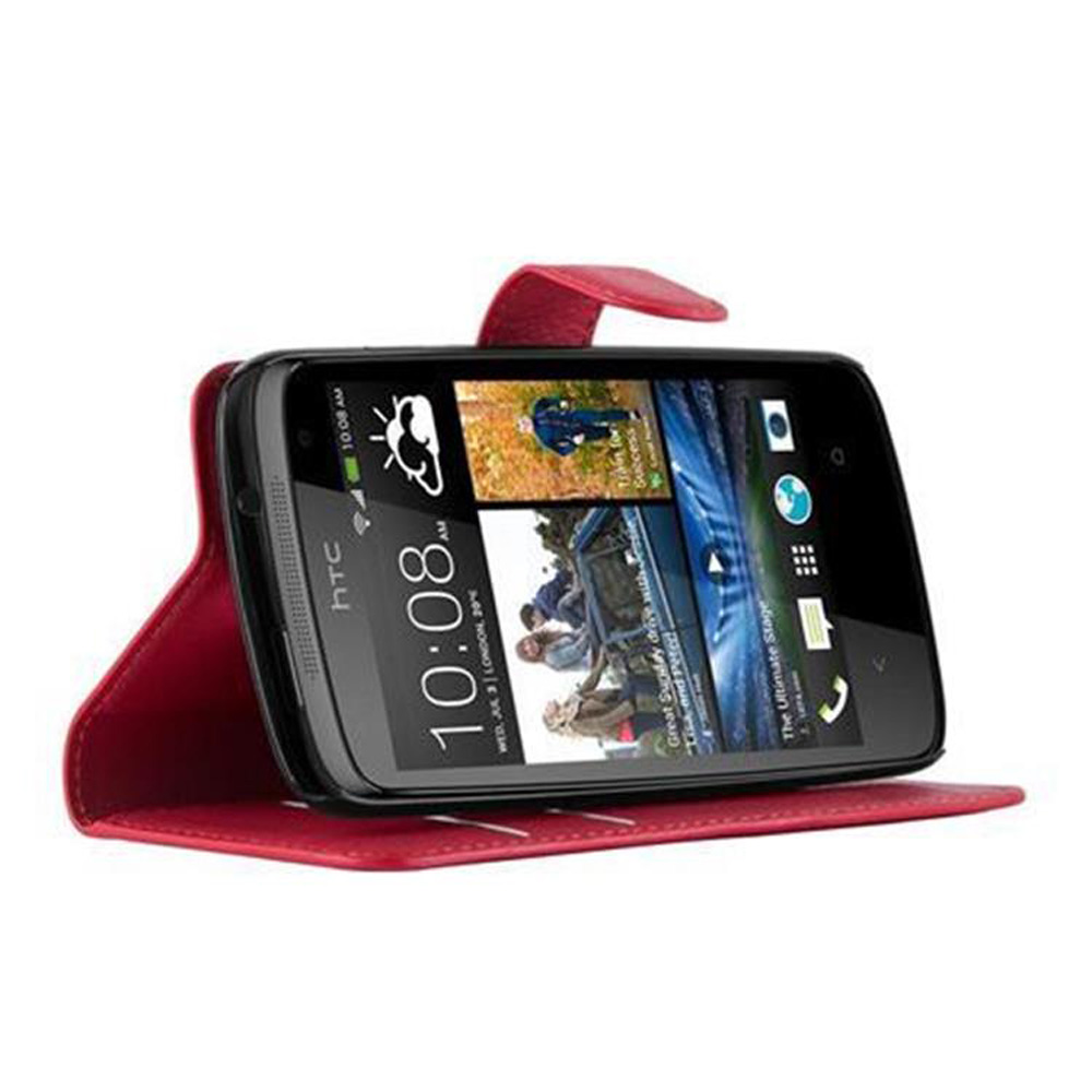Ein Smartphone in einem roten Etui ist geöffnet und zeigt seinen Bildschirm mit Zeitanzeige und Symbolen.