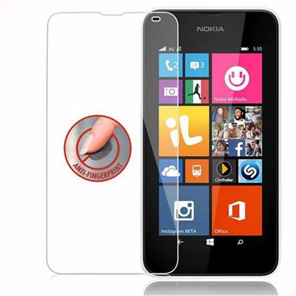 Telefono Nokia con protezione. Testo impronta sul protettore. Icone sullo schermo.