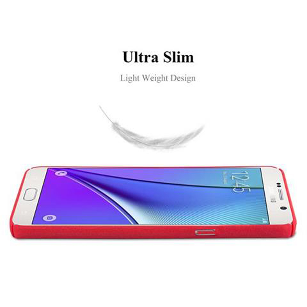 Rote Handyhülle und ein Telefon. Telefon ist in der Hülle, weißer Hintergrund. Text: Ultra Slim, Light Weight Design.