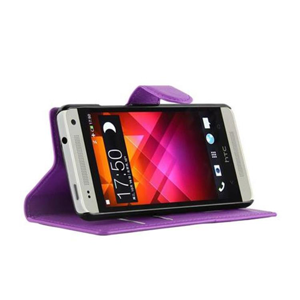 Smartphone bianco in custodia in pelle viola, mostra le 17:50 sullo schermo.