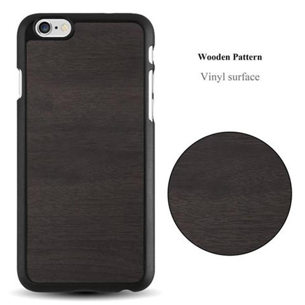 Custodia nera per telefono con motivo a venature del legno. La custodia circonda il telefono, mostrando ritagli.