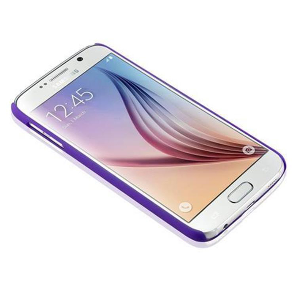 Weißes Smartphone in lila Hülle. Der Bildschirm zeigt eine grafische Oberfläche.
