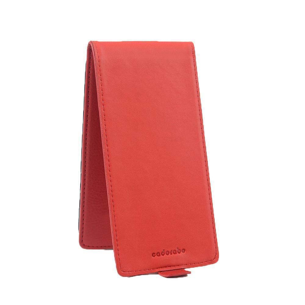 Custodia per telefono rossa, piegata a metà, con marchio in basso.