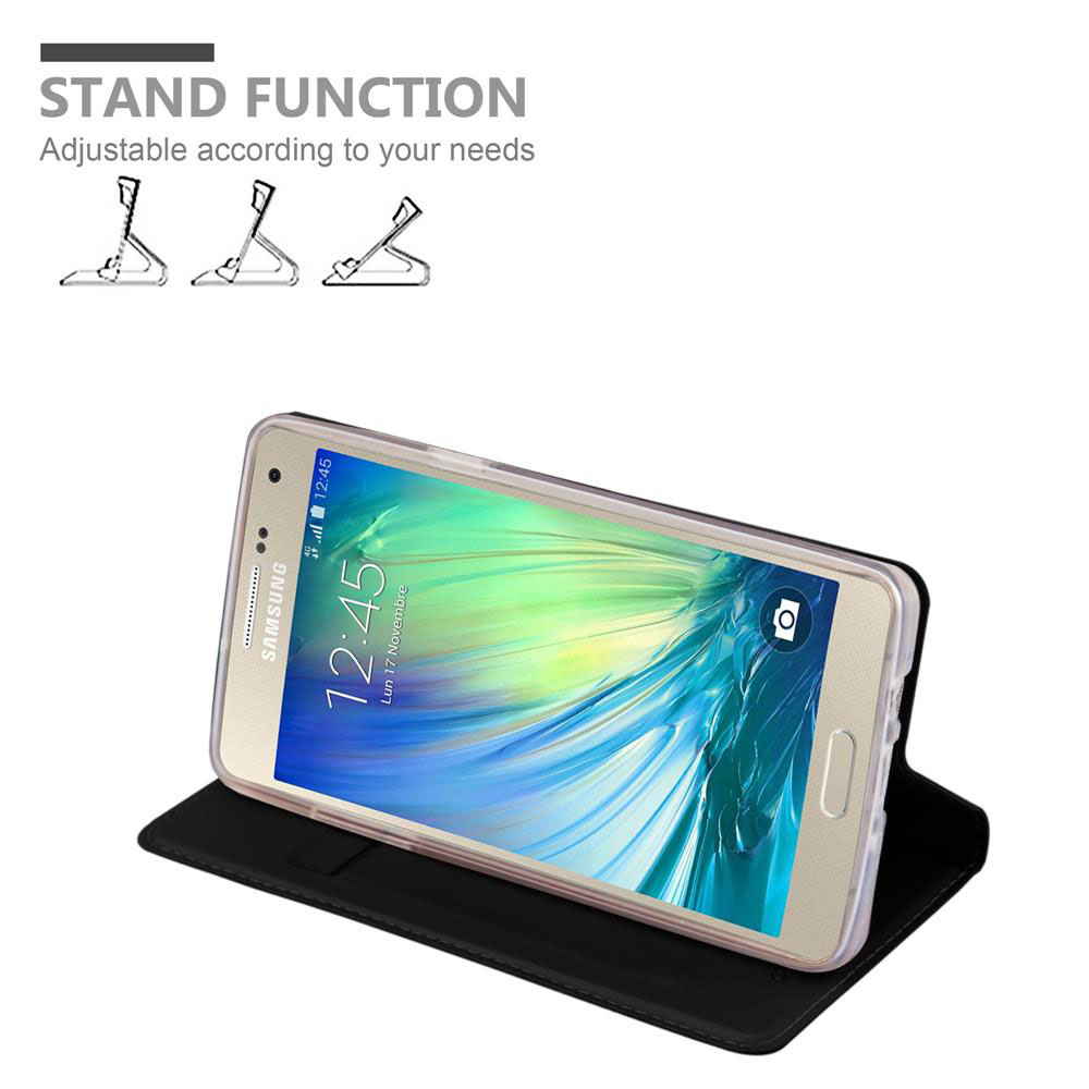 Telefon in Brieftaschenhülle, zum Betrachten aufgestellt. Standfunktion mit drei Winkeloptionen illustriert.